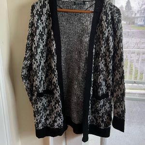 Bloomchic like new sweater